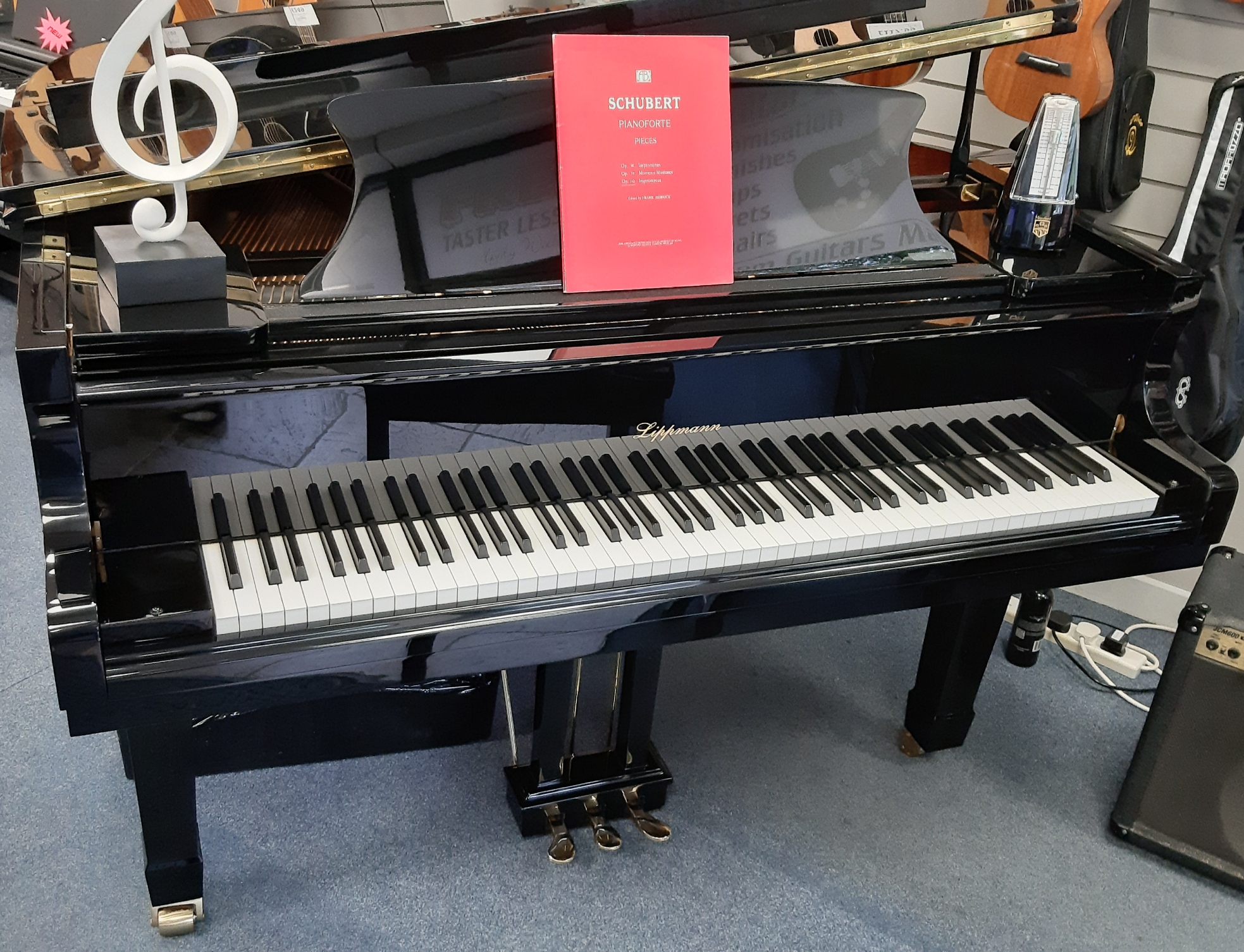 Lippmann Baby Grand Piano Highly Polished Black inc Height Adjustable Stool 3 Lippmann Baby Grand Piano Highly Polished Black inc Height Adjustable Stool