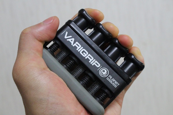 Planet Waves Varigrip Adjustable Tension Hand & Finger Exerciser 3 Planet Waves Varigrip Adjustable Tension Hand & Finger Exerciser