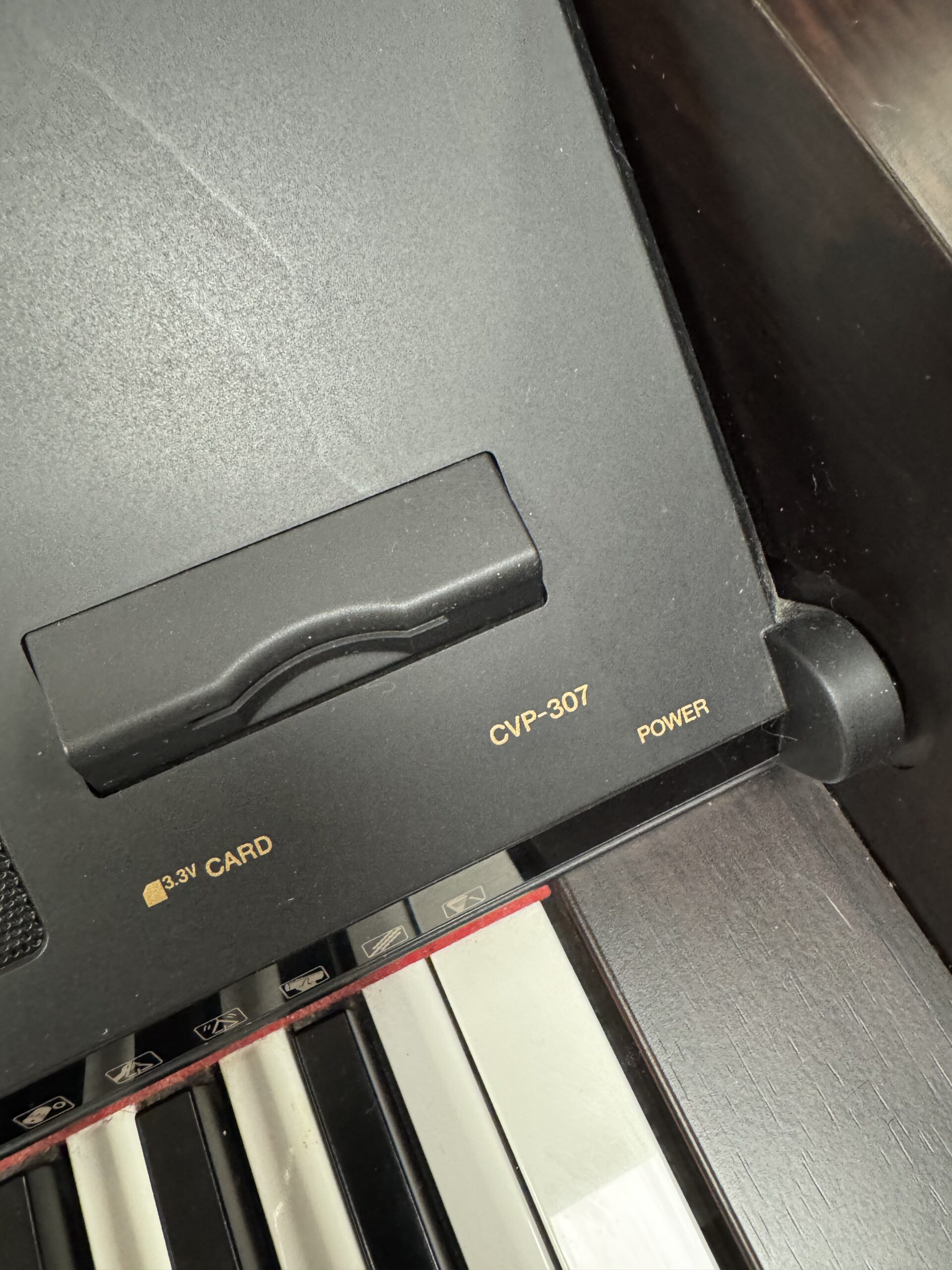 Yamaha Clavinova CVP-307R Digital Piano Dark Rosewood 5 Yamaha Clavinova CVP-307R Digital Piano Dark Rosewood - Image 3