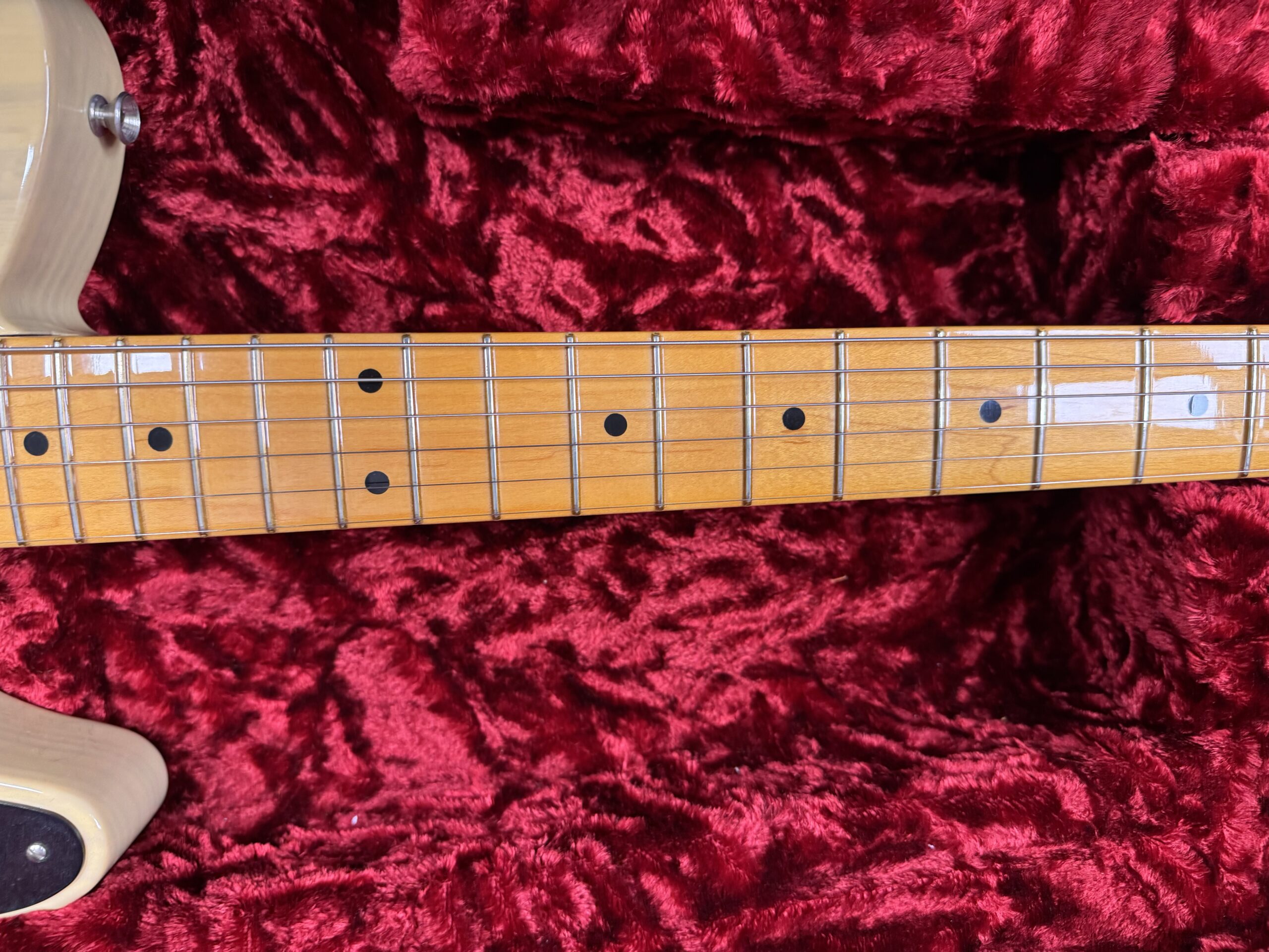 Fender 70th Anniversary USA Broadcaster MN Blonde inc Original Tweed Hard Case (2020) 5 Fender 70th Anniversary USA Broadcaster MN Blonde inc Original Tweed Hard Case (2020) - Image 3