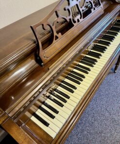 Wurlitzer F-087 Spinet Acoustic Piano inc Bench (c1980) 21 Wurlitzer F-087 Spinet Acoustic Piano inc Bench (c1980) - Image 6