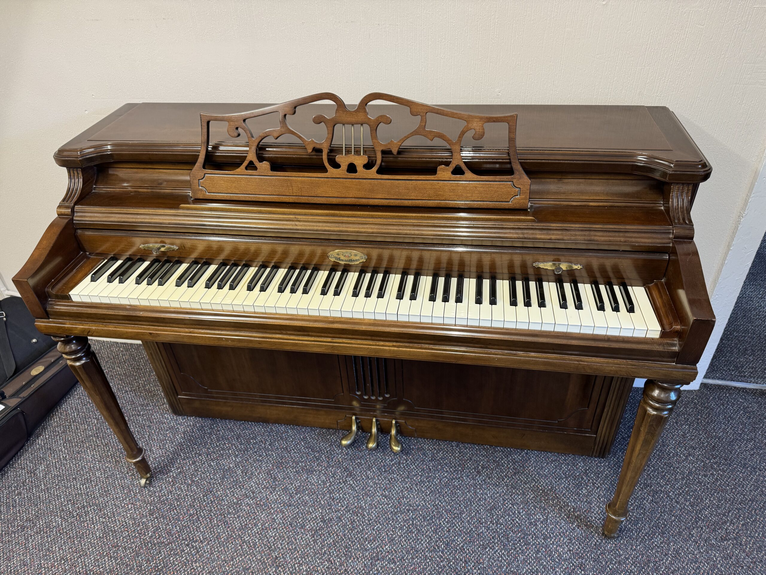 Wurlitzer F-087 Spinet Acoustic Piano inc Bench (c1980) 6 Wurlitzer F-087 Spinet Acoustic Piano inc Bench (c1980) - Image 4