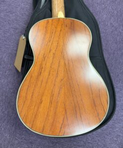 Noah Taropatch 8 String Baritone Ukulele inc Bag (002-2017) 11 Noah Taropatch 8 String Baritone Ukulele inc Bag (002-2017) - Image 4