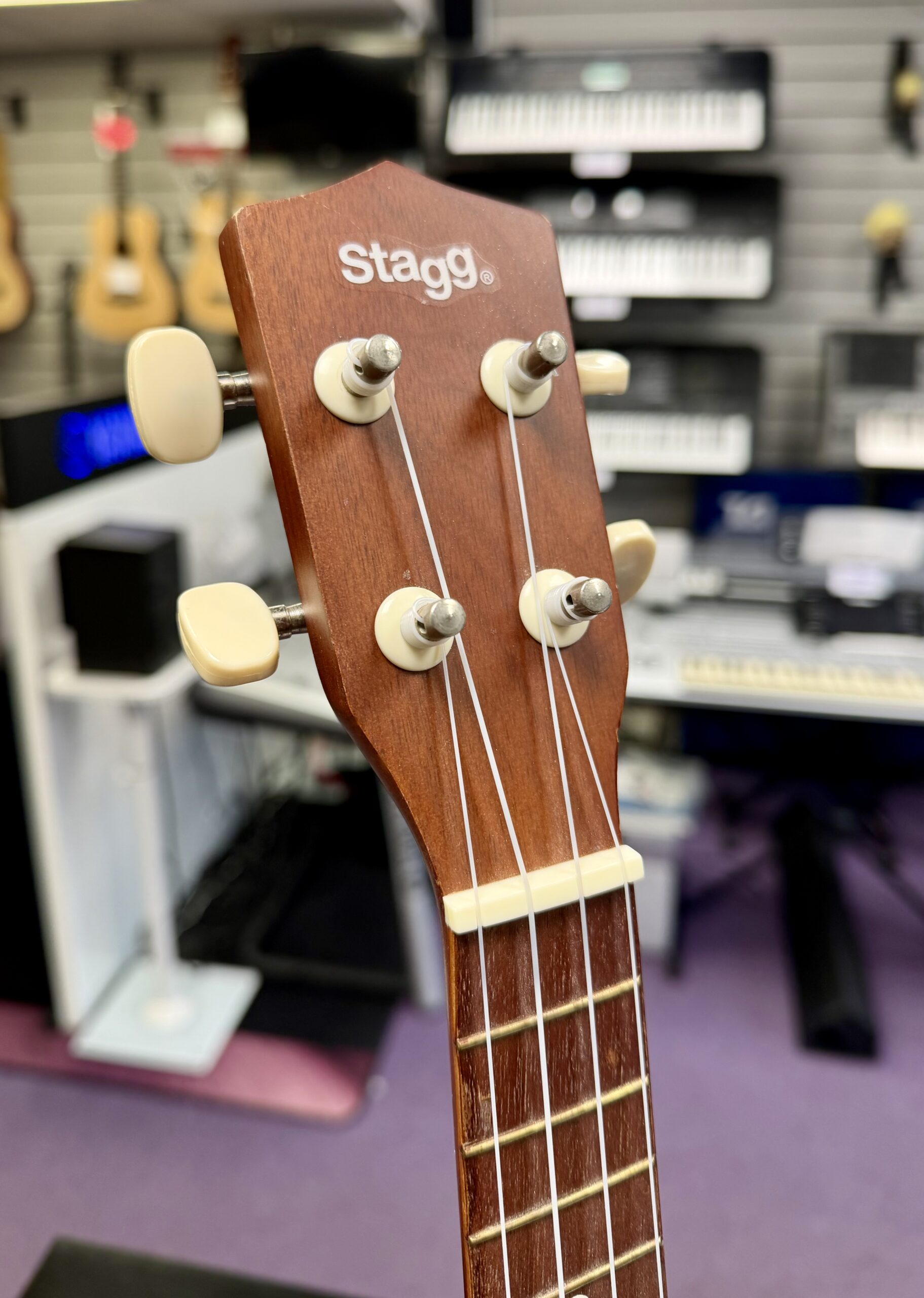 Stagg Soprano Ukulele Natural With Carry Bag 7 Stagg Soprano Ukulele Natural With Carry Bag - Image 5
