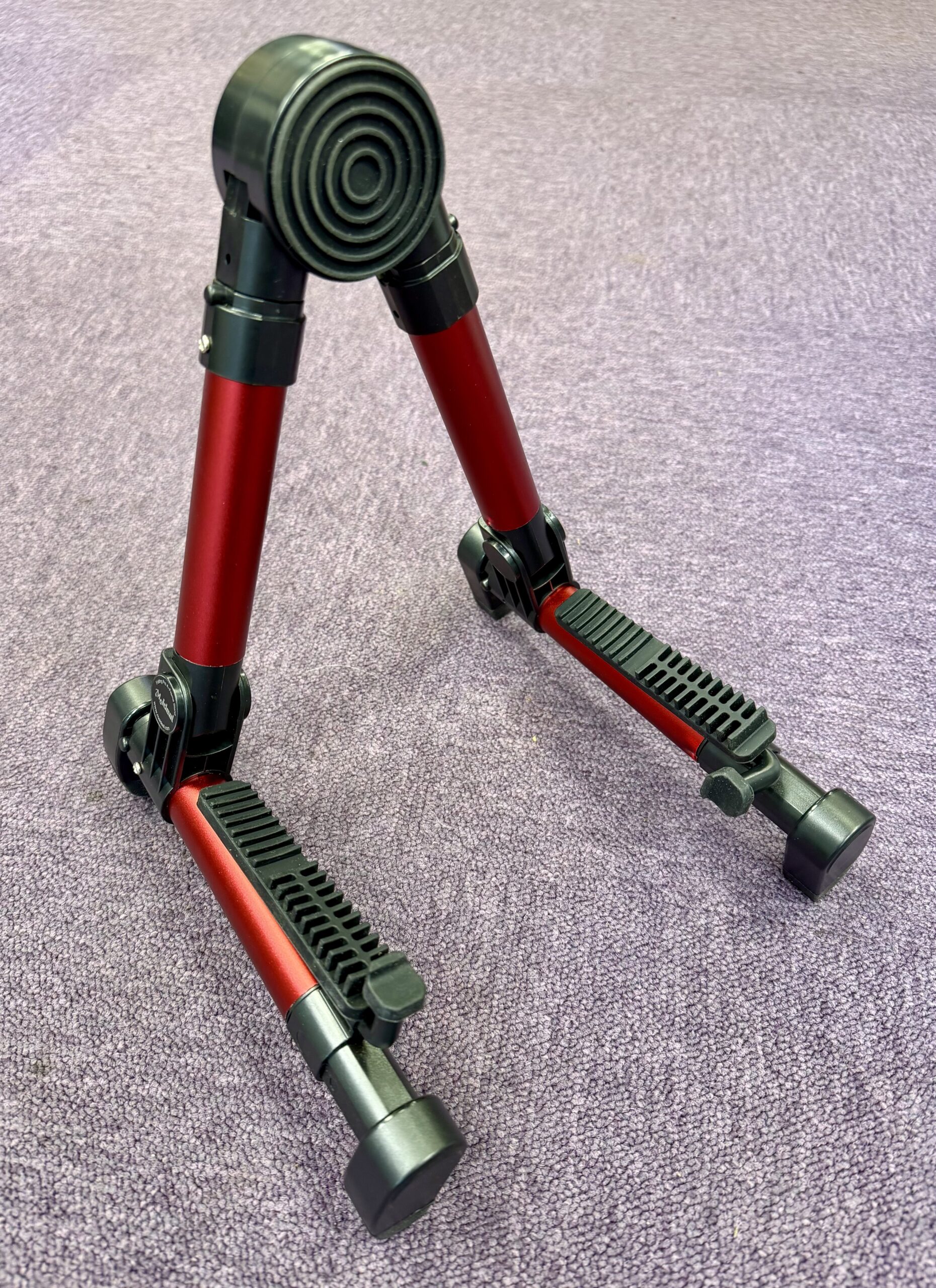 Meideal FP10 Folding Vertical Instrument Stand Red 3 Meideal FP10 Folding Vertical Instrument Stand Red