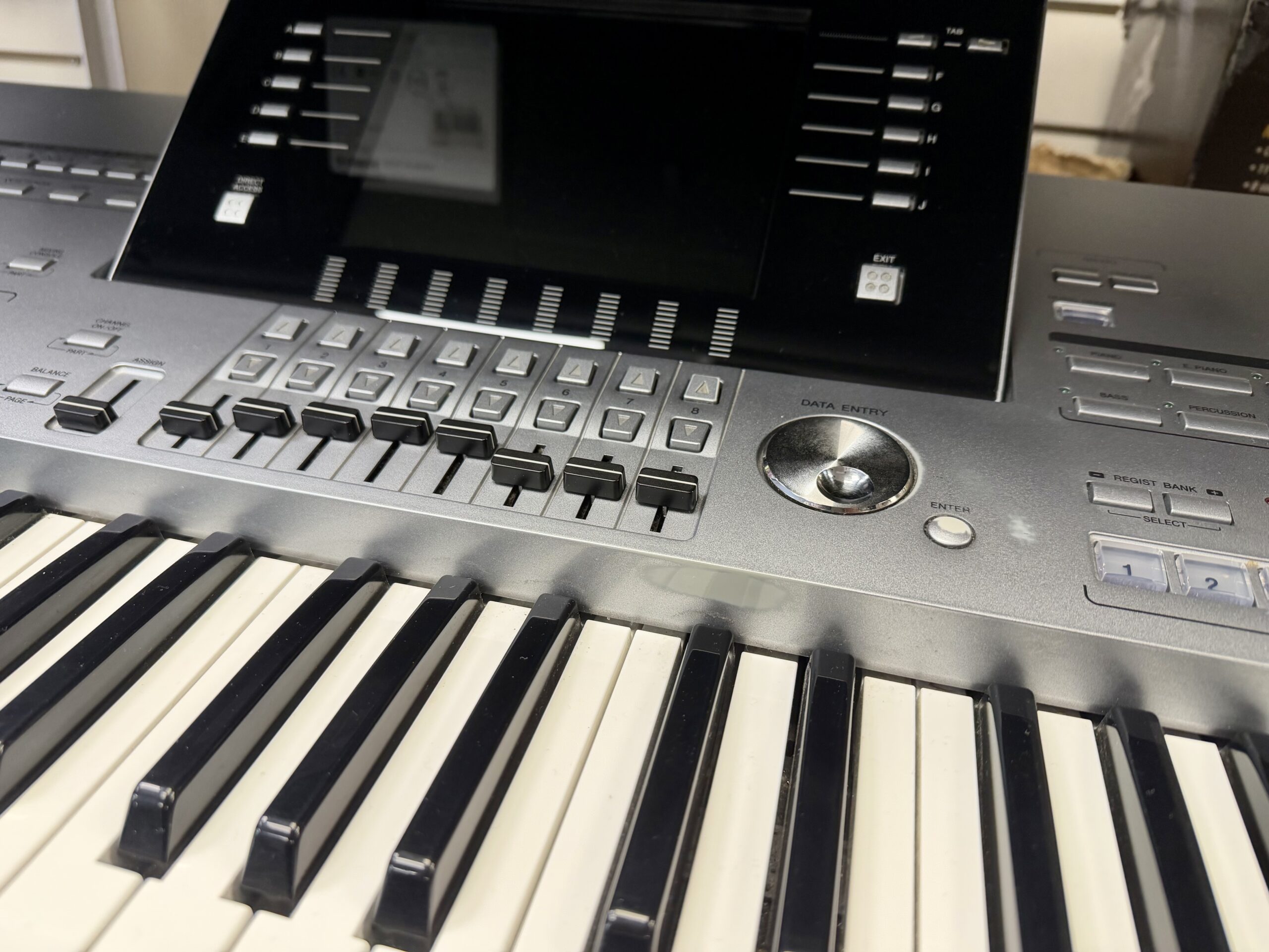 Yamaha Tyros 5 61 Key Digital Arranger Workstation Keyboard 11 Yamaha Tyros 5 61 Key Digital Arranger Workstation Keyboard - Image 9