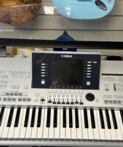 Yamaha Tyros 4 61 Key Digital Arranger Workstation Keyboard Inc TRS-MS04 Speaker System 18 Yamaha Tyros 4 61 Key Digital Arranger Workstation Keyboard Inc TRS-MS04 Speaker System - Image 6