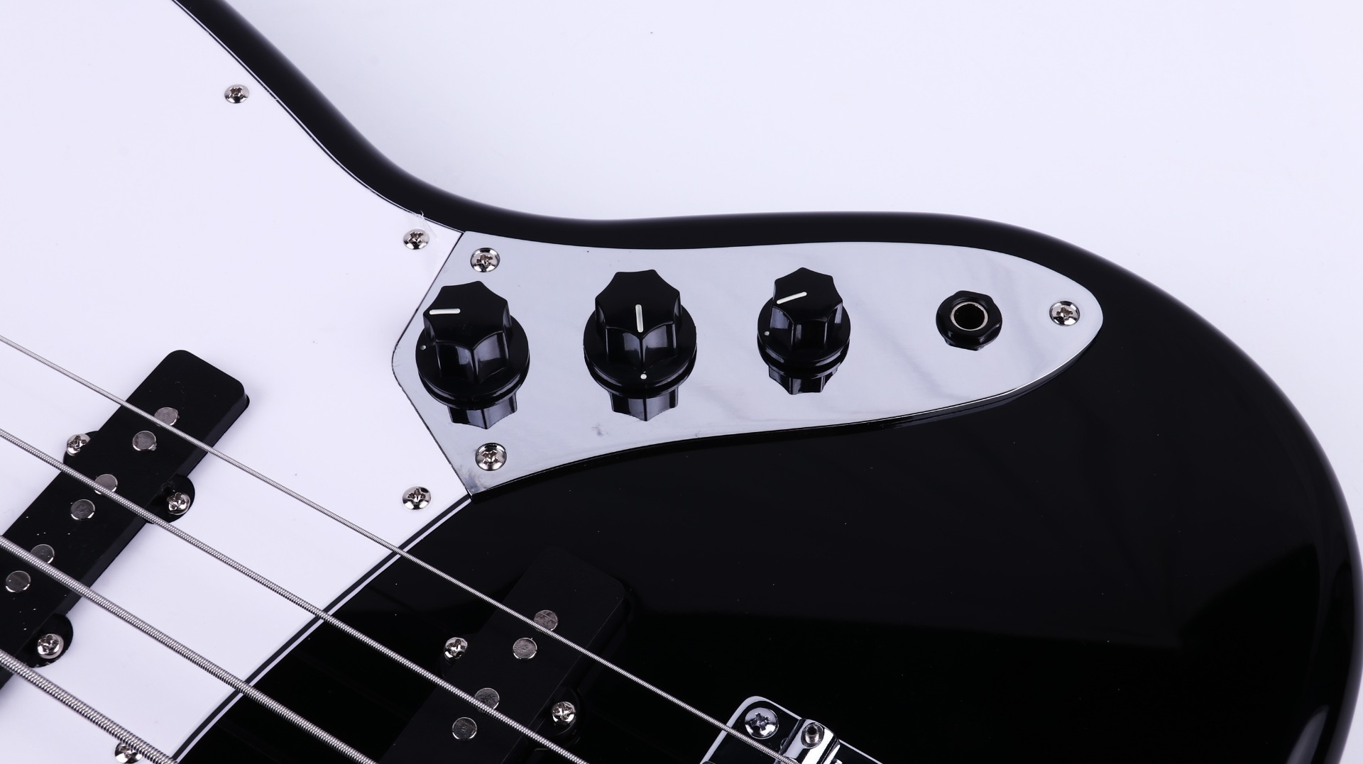 Gould Jefferson Jazz Style Electric Bass Guitar Black 7 Gould Jefferson Jazz Style Electric Bass Guitar Black - Image 5