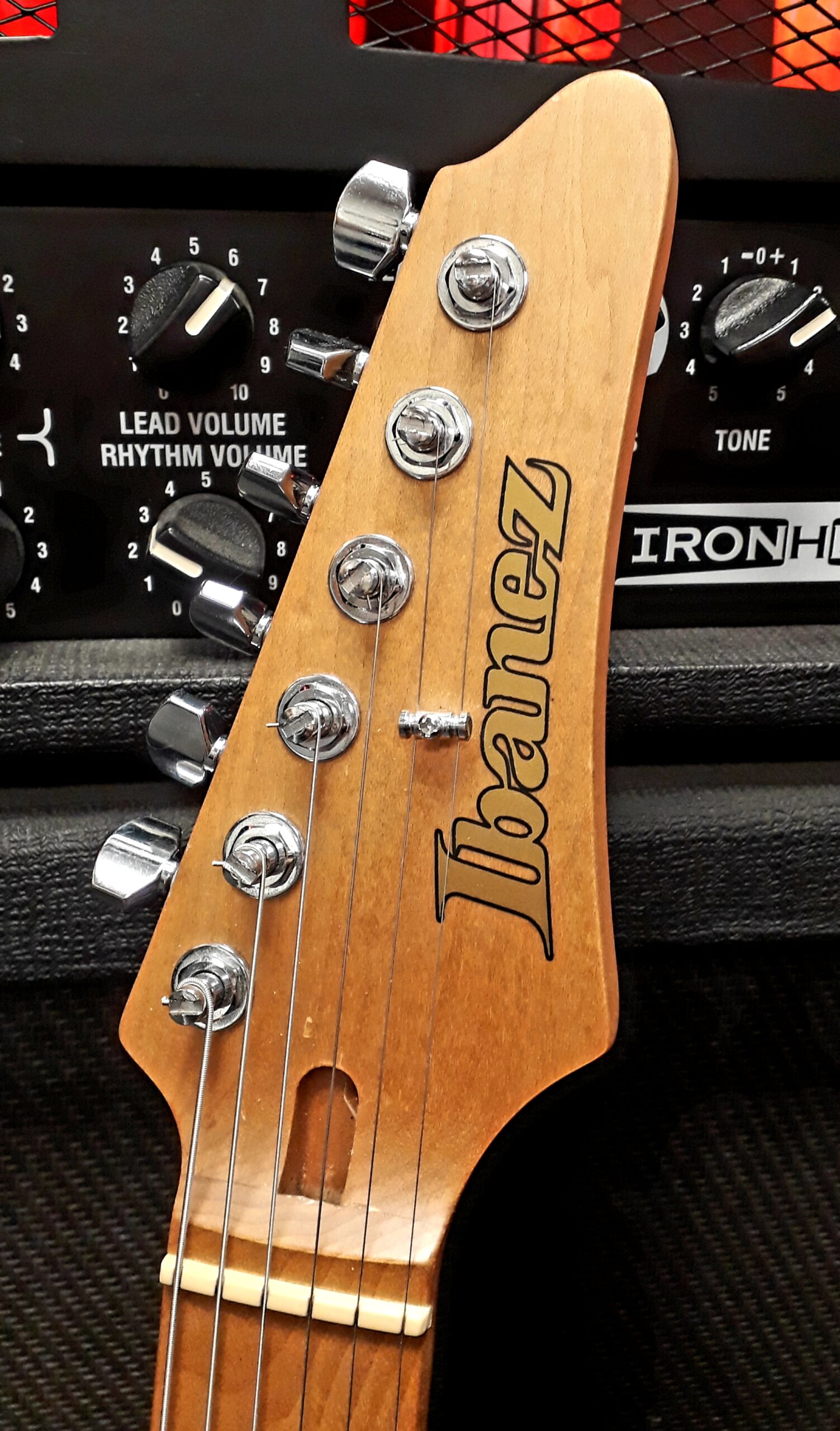 Ibanez AZ-224F Premium Series Electric Guitar Brown Topaz Burst inc Gig Bag (2017) 10 Ibanez AZ-224F Premium Series Electric Guitar Brown Topaz Burst inc Gig Bag (2017) - Image 8